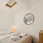 Magnificent - Ac- 2br- *